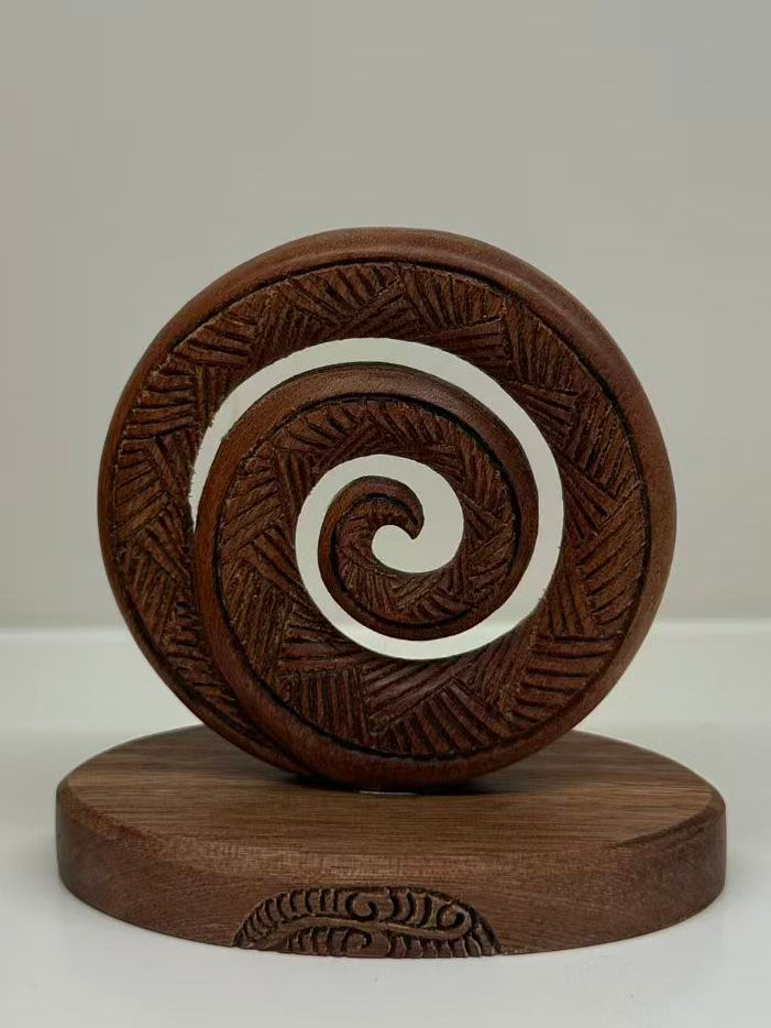 Dale Aquar Us Wood Koru On Base 58x8mm