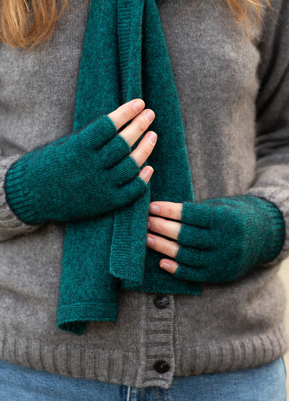 Fingerless Gloves