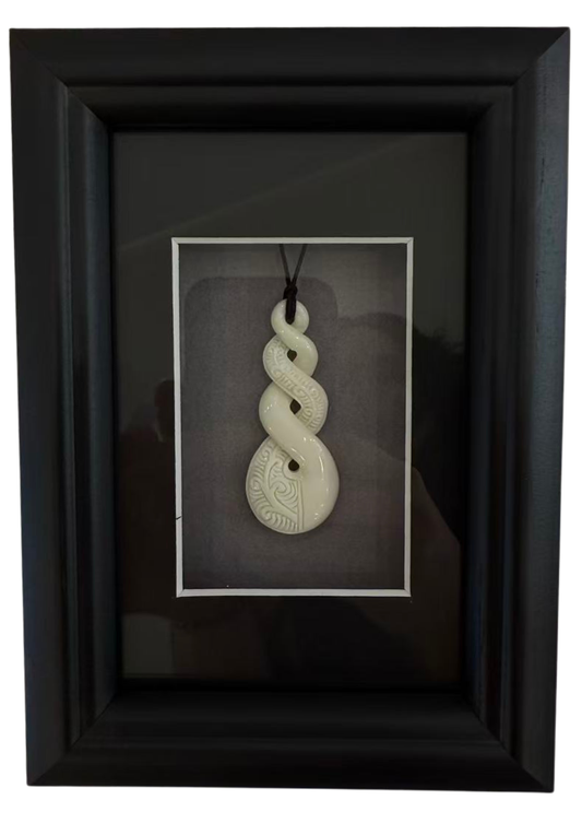 Dale Aquar Us Framed Bone Twist