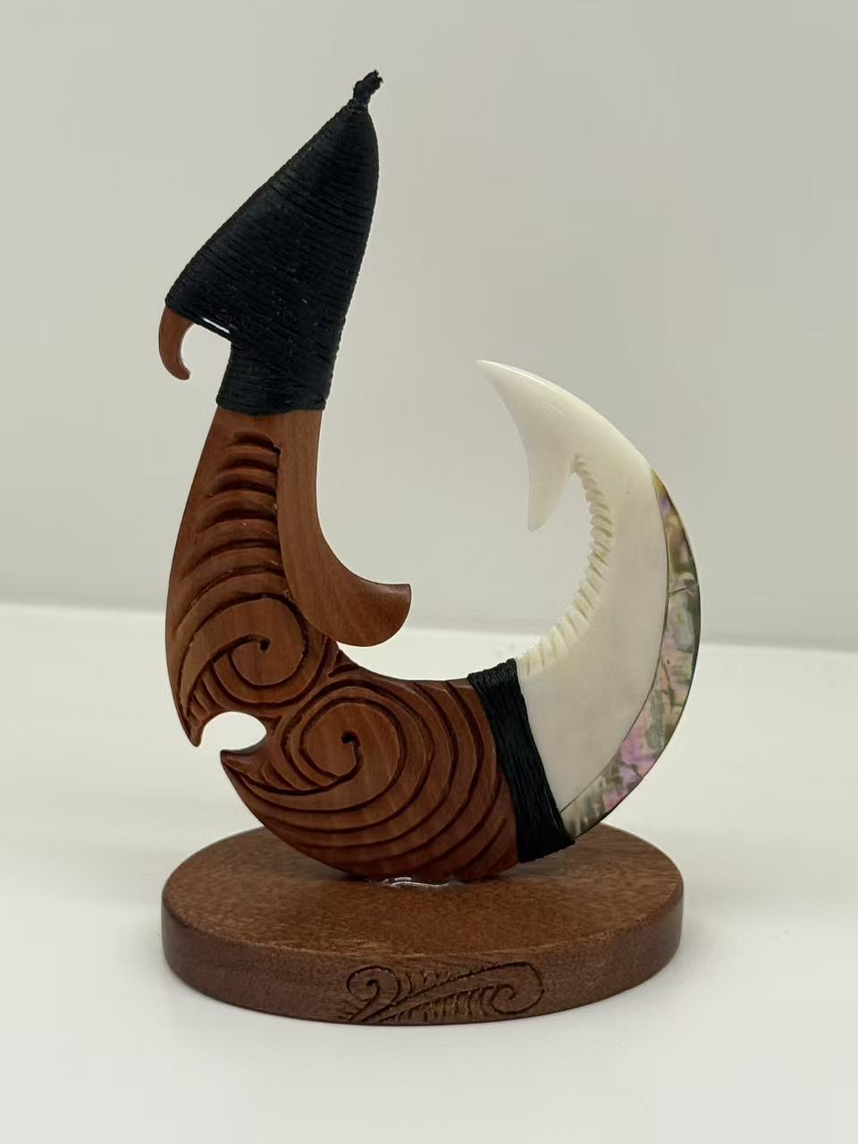 Dale Aquar Us Wooded/Bone Ornament Koru 100mm
