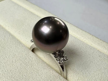 The South Sea Black Pearl Ring