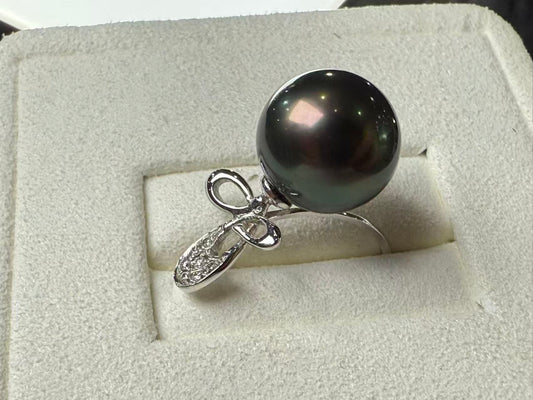 The South Sea Black Pearl Ring